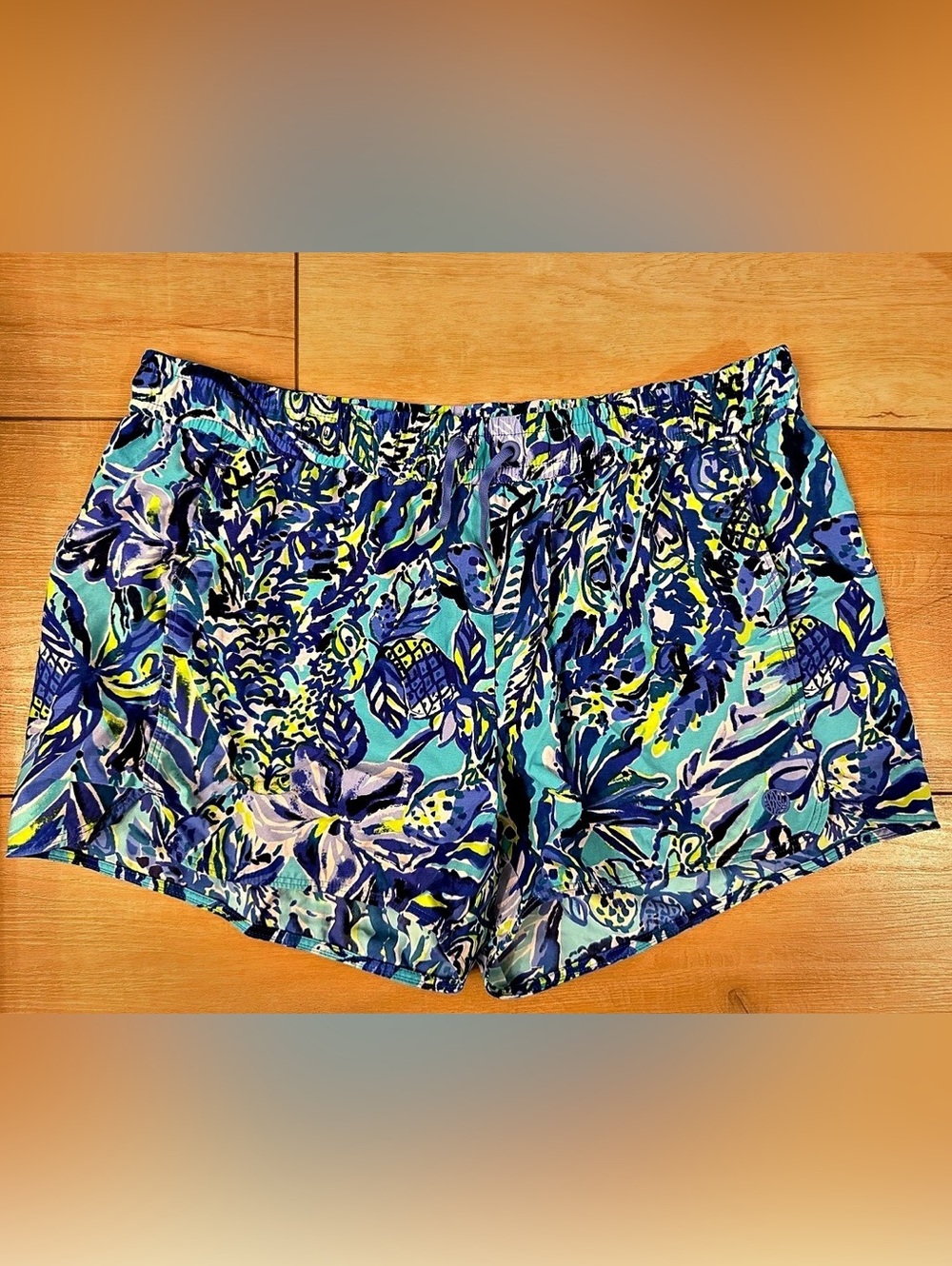 Lilly Pulitzer Luxletic 4" Ocean Trail Short Blue & Green Medium